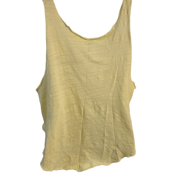 🔖3/$24 Yellow Thin PINK Tank in XL (but fits smaller) - Picture 2 of 2